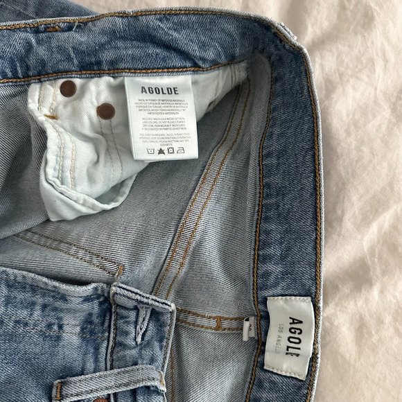 AGOLDE Kye Mid Rise Straight Crop Jeans in color Foreseen - Picture 5 of 7